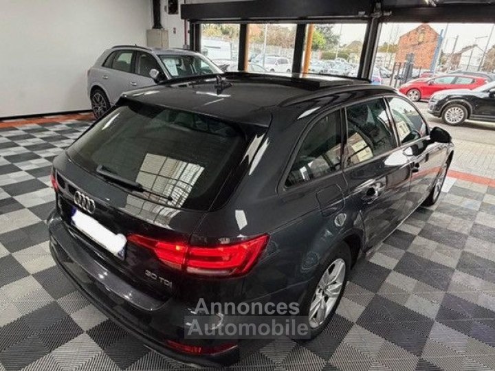 Audi A4 AVANT 30 TDI Design Luxe S-tronic - 7