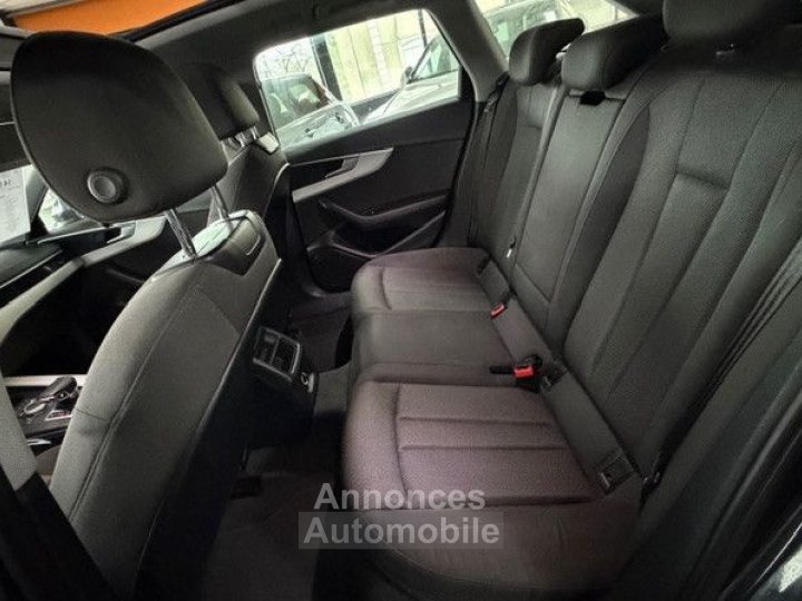 Audi A4 AVANT 30 TDI Design Luxe S-tronic - 10