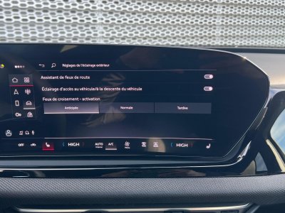 Audi A5 AVANT Avant TDI Hybride 204 ch S tronic 7 Business Executive   - 18