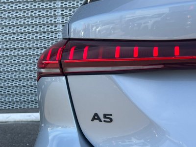Audi A5 AVANT Avant TDI Hybride 204 ch S tronic 7 Business Executive   - 30