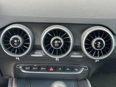 Audi TT 40 TFSI 197ch S-line Stronic 7 - Origine France - Suivi   - 24