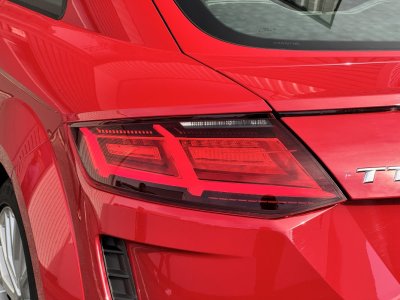 Audi TT 40 TFSI 197ch S-line Stronic 7 - Origine France - Suivi   - 32