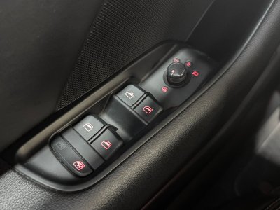 Audi A3 Sportback 20 TDI 150 ch S Line ~ Toit ouvrant ~ Cam&eacute;ra de recul ~ Distribution OK ~   - 23