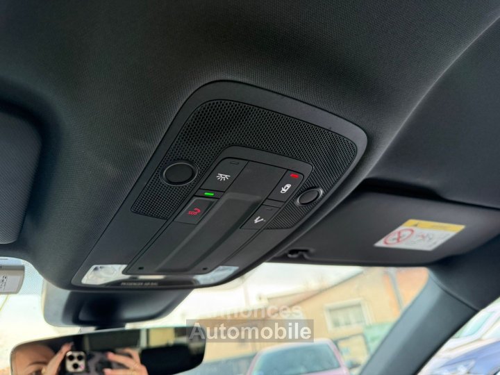 Audi A3 Sportback 35 TDI 150 S tronic 7 S Line CAMERA / KEYLESS / DRIVE SELECT / CARPLAY / LUMIERE D'AMBIANCE / PARK ASSIST / VIRTUAL / PALETTES - 18