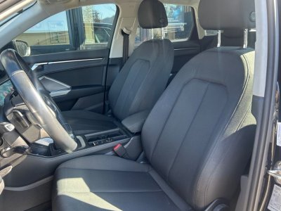 Audi Q3 15l 35 tfsi 150ch design apple carplay sans fil %2B sieges chauffants radars av-ar   - 11