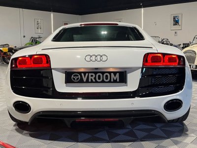 Audi R8 coupe 52 v10 fsi 525 quattro   - 8