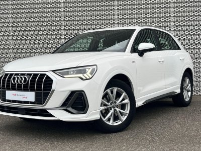 Audi Q3 35 TFSI 150 ch S tronic 7 S line   - 1