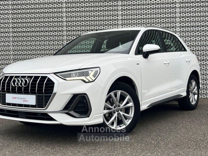 Audi Q3 35 TFSI 150 ch S tronic 7 S line - 1