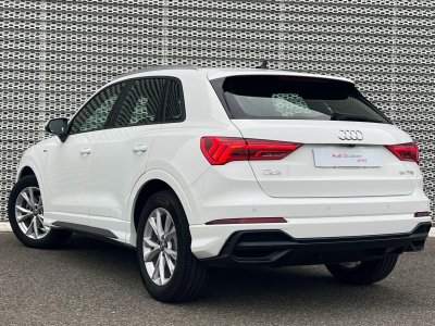Audi Q3 35 TFSI 150 ch S tronic 7 S line   - 2