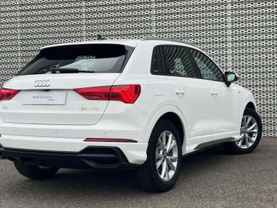 Audi Q3 35 TFSI 150 ch S tronic 7 S line   - 4