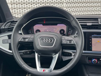 Audi Q3 35 TFSI 150 ch S tronic 7 S line   - 10