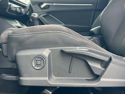 Audi Q3 35 TFSI 150 ch S tronic 7 S line   - 23