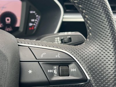 Audi Q3 35 TFSI 150 ch S tronic 7 S line   - 26