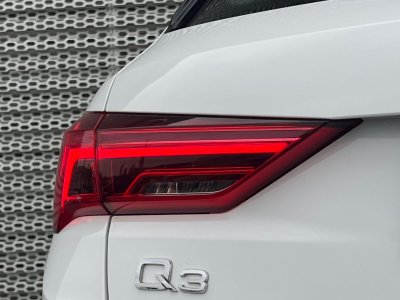 Audi Q3 35 TFSI 150 ch S tronic 7 S line   - 31