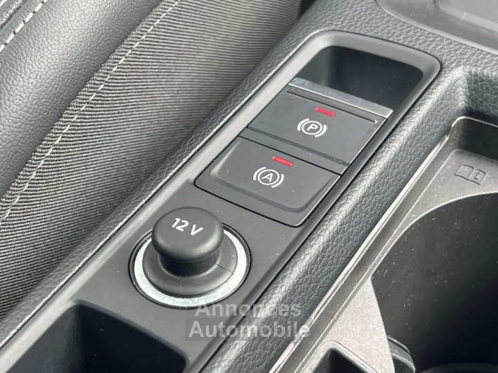 Audi Q3 35 TDI 150 ch S tronic 7 S line - 21