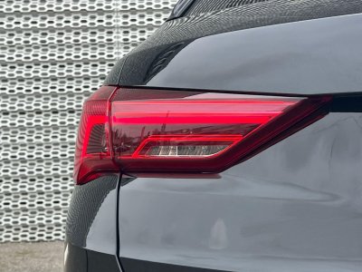Audi Q3 35 TDI 150 ch S tronic 7 S line   - 33