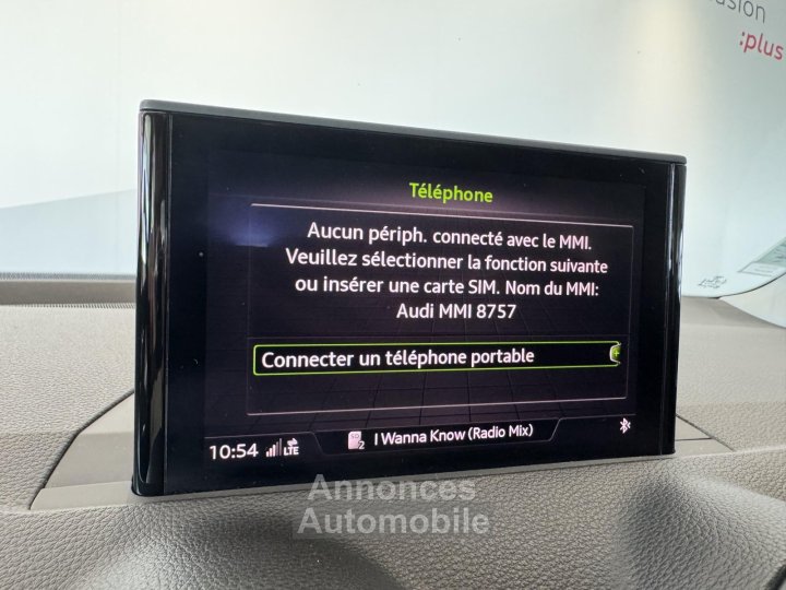 Audi Q2 35 TFSI COD 150 S tronic 7 Sport - 12