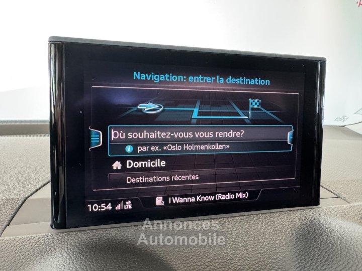 Audi Q2 35 TFSI COD 150 S tronic 7 Sport - 14