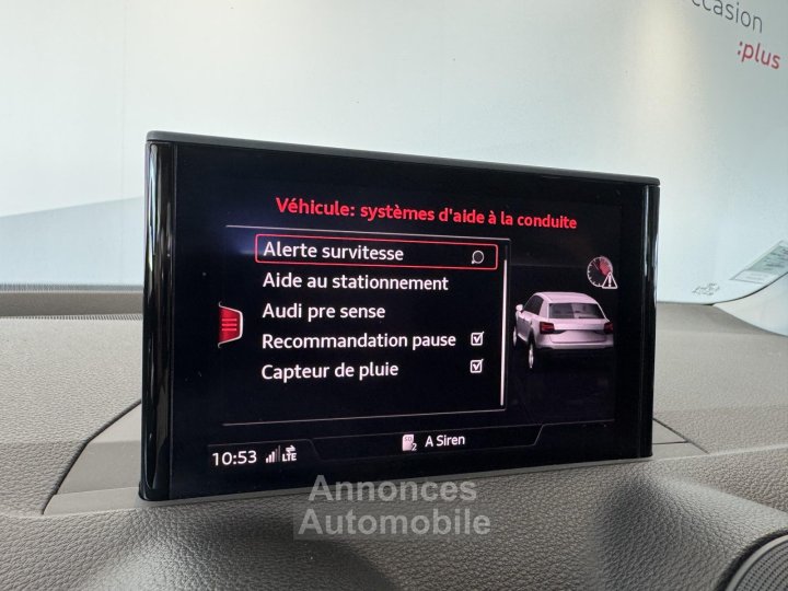 Audi Q2 35 TFSI COD 150 S tronic 7 Sport - 24