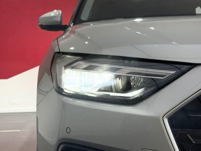 Audi A1 Sportback 25 TFSI 95 ch S tronic 7 Design   - 3