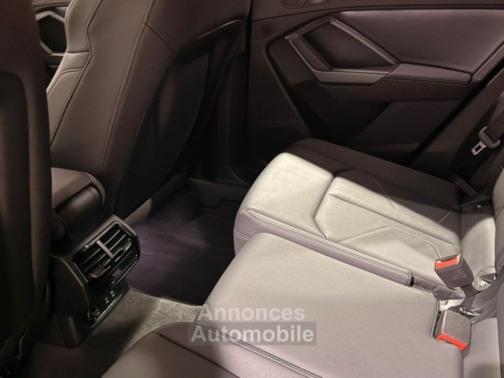 Audi Q3 35 TFSI 150 ch S tronic 7 S line - 14