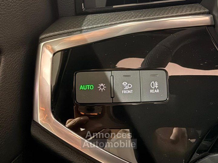 Audi Q3 35 TFSI 150 ch S tronic 7 S line - 26