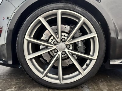 Audi RS5 Coup&eacute; V8 42 FSi 450ch Quattro S-Tronic 7   - 16