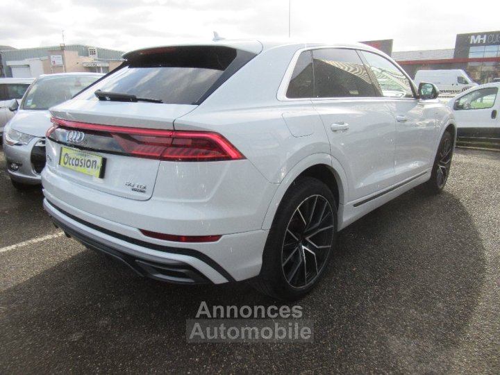 Audi Q8 50 TDI 286 Tiptronic 8 Quattro S line - 4
