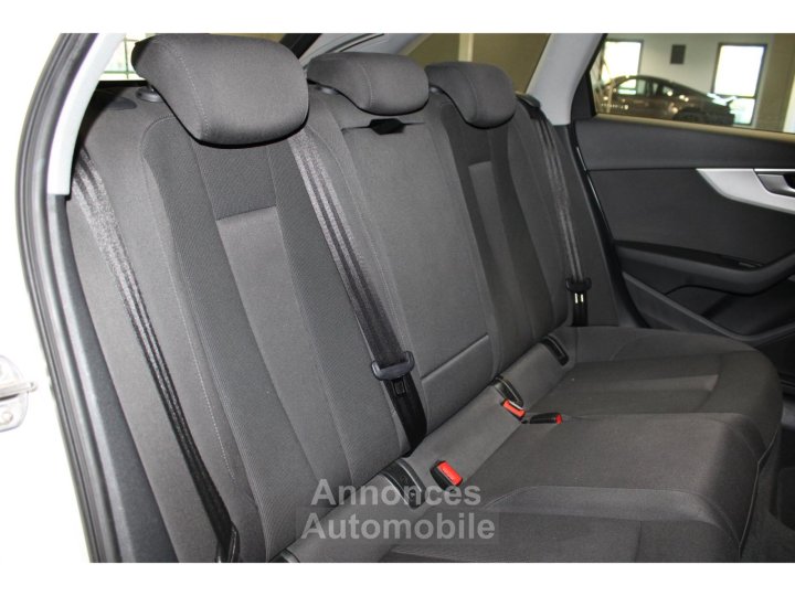 Audi A4 Avant 20 40 TDI 190 BV S-tronic Design Suivi Complet - 9
