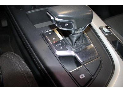 Audi A4 Avant 20 40 TDI 190 BV S-tronic Design Suivi Complet   - 11