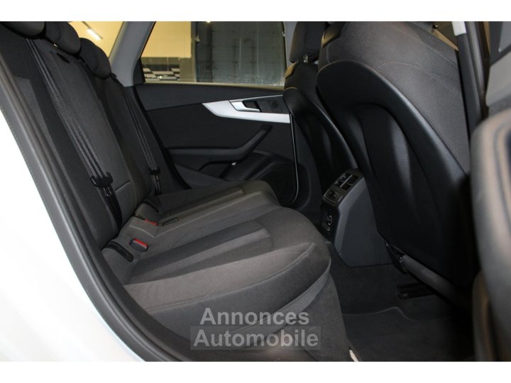 Audi A4 Avant 20 40 TDI 190 BV S-tronic Design Suivi Complet - 28