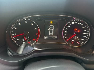 Audi A1 Sportback 12 TFSI 86 Ambiente ~ 5 Portes ~ Suivi - Radio / Bluetooth ~ R&eacute;gulateur   - 12