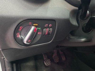 Audi A1 Sportback 12 TFSI 86 Ambiente ~ 5 Portes ~ Suivi - Radio / Bluetooth ~ R&eacute;gulateur   - 13