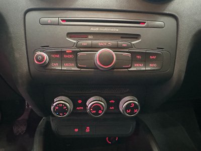 Audi A1 Sportback 12 TFSI 86 Ambiente ~ 5 Portes ~ Suivi - Radio / Bluetooth ~ R&eacute;gulateur   - 15