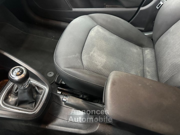 Audi A1 Sportback 12 TFSI 86 Ambiente ~ 5 Portes ~ Suivi - Radio / Bluetooth ~ R&eacute;gulateur - 16