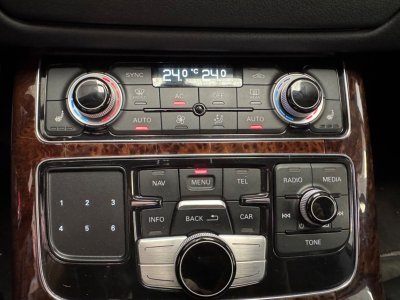 Audi A8 Avus 20 TFSi Hybrid Tiptronic 245 CV - Cam&eacute;ra de recul - si&egrave;ges chauffants   - 23