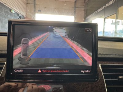 Audi A8 Avus 20 TFSi Hybrid Tiptronic 245 CV - Cam&eacute;ra de recul - si&egrave;ges chauffants   - 27