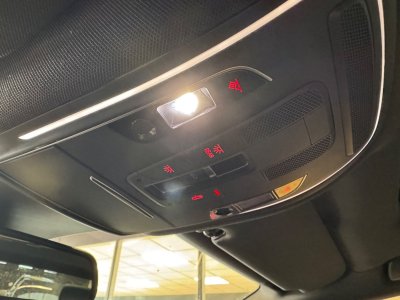 Audi A8 Avus 20 TFSi Hybrid Tiptronic 245 CV - Cam&eacute;ra de recul - si&egrave;ges chauffants   - 36