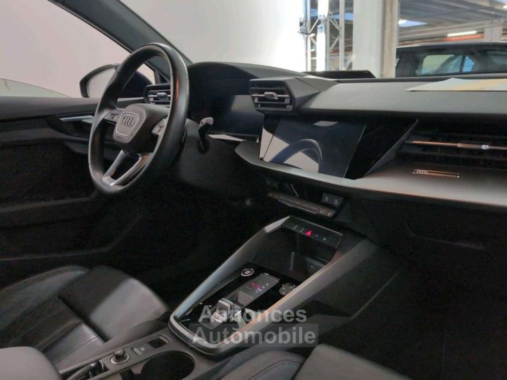 Audi A3 Sportback 30TFSI Stronic - 8