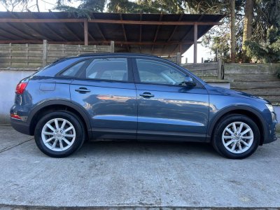 Audi Q3 20 TDi Design 6vit 120cv   - 5