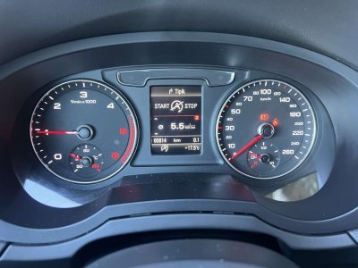 Audi Q3 20 TDi Design 6vit 120cv   - 13