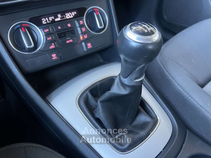 Audi Q3 20 TDi Design 6vit 120cv - 17