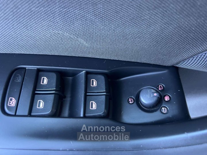 Audi Q3 20 TDi Design 6vit 120cv - 28