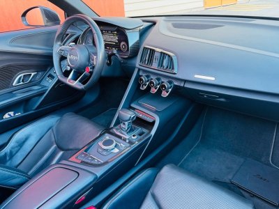 Audi R8 SPYDER QUATTRO V10 52 FSI 620 ch   - 8