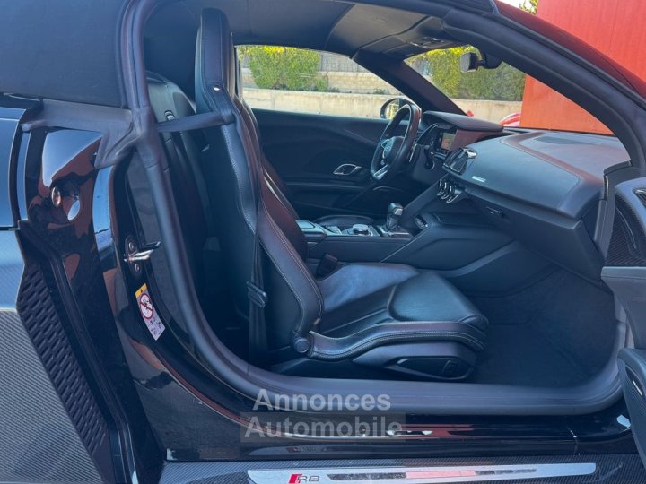 Audi R8 SPYDER QUATTRO V10 52 FSI 620 ch - 9