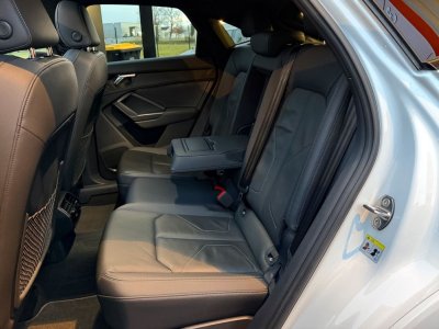 Audi Q3 Sportback 45 TFSi e 245ch S Line Tronic6 2&egrave;me main ? Entretien complet Toit Ouvrant JA 19 LED Sound System Cockpit%2B Cuir Sport Chauffant Pack Black Cam&eacute;ra Key   - 6