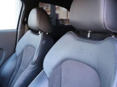 Audi A1 14 tfsi 150 s-line bva   - 4