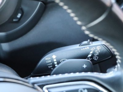 Audi A1 14 tfsi 150 s-line bva   - 25