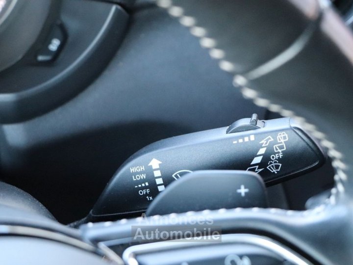 Audi A1 14 tfsi 150 s-line bva - 25