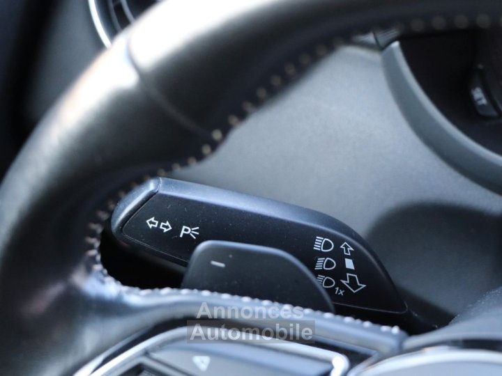 Audi A1 14 tfsi 150 s-line bva - 26